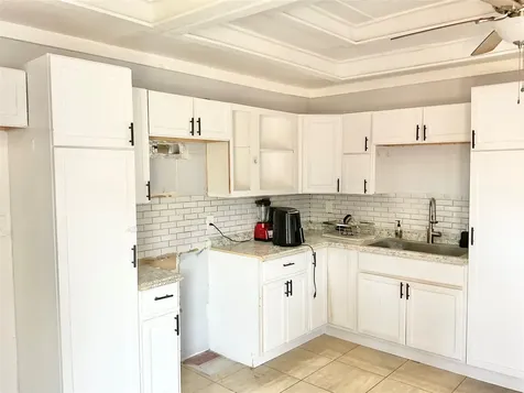 616 Kansas Street Pasadena TX 77506