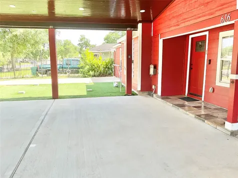 616 Kansas Street Pasadena TX 77506