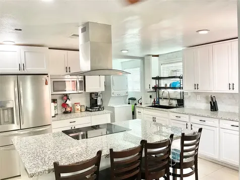 616 Kansas Street Pasadena TX 77506