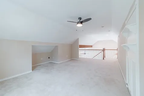 519 E Hillary Circle Sugar Land TX 77498