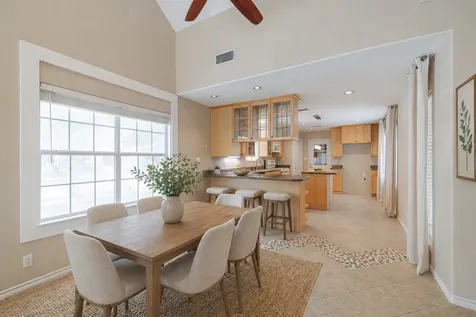 519 E Hillary Circle Sugar Land TX 77498