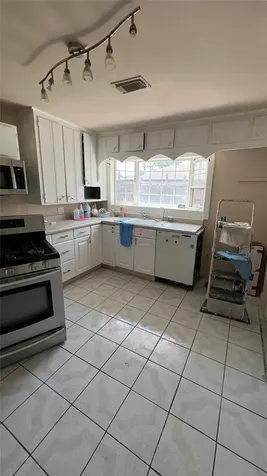 13218 Indianapolis Street Houston TX 77015