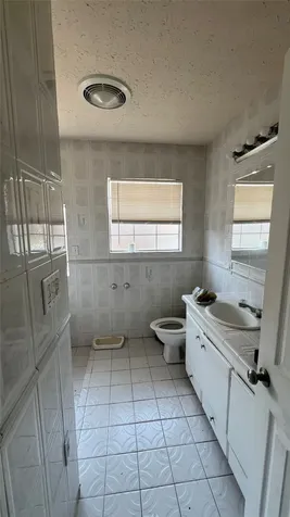 13218 Indianapolis Street Houston TX 77015