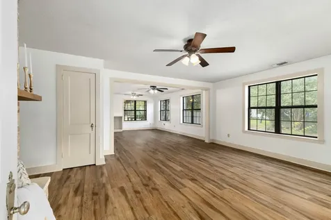 511 W Val Verde Street Brenham TX 77833