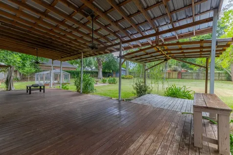 511 W Val Verde Street Brenham TX 77833
