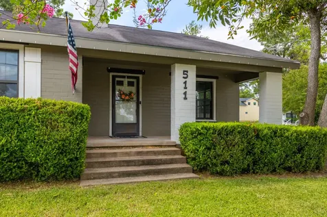511 W Val Verde Street Brenham TX 77833