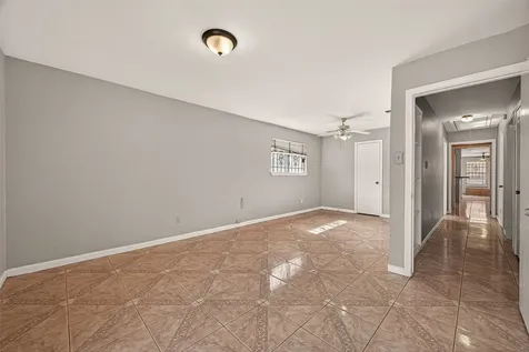 10607 Bainbridge Street Houston TX 77016