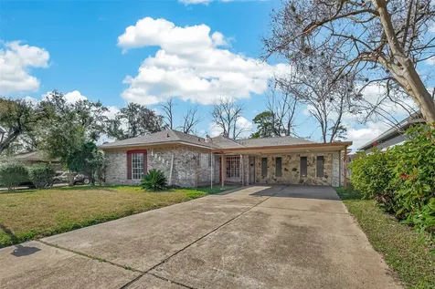 10607 Bainbridge Street Houston TX 77016