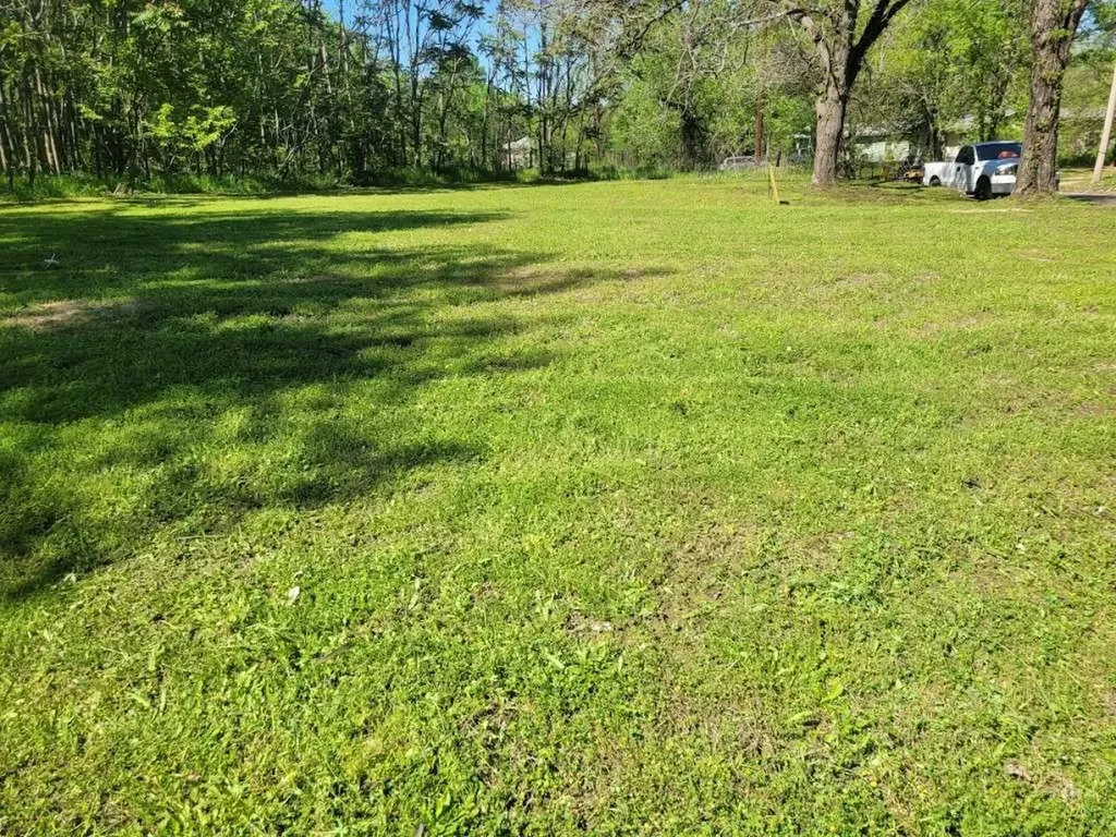 805 4th Street NW Paris TX 75460