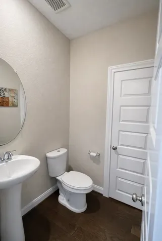 2610 Newport Lake Boulevard Manvel TX 77578