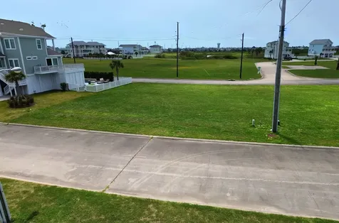 4110 Sea Grass Lane Galveston TX 77554