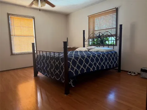19519 County Road 377 Marquez TX 77865