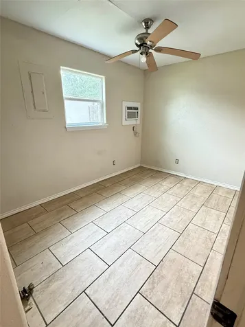 17433 Cr-945 Brazoria TX 77422