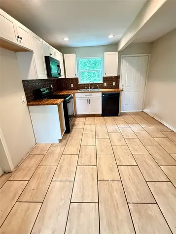 17433 Cr-945 Brazoria TX 77422