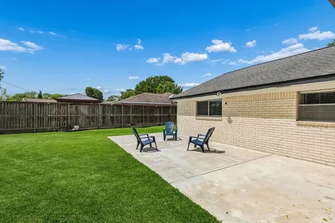 5811 Birchmont Drive Houston TX 77092