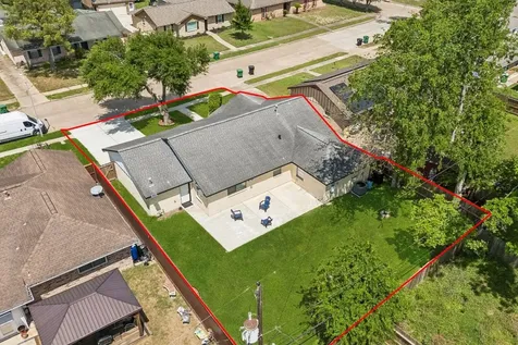 5811 Birchmont Drive Houston TX 77092