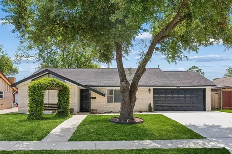 5811 Birchmont Drive Houston TX 77092