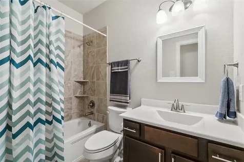 4715 Harbor Sham Street Rosharon TX 77583