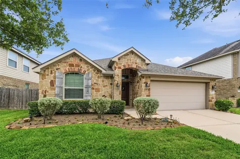 4715 Harbor Sham Street Rosharon TX 77583