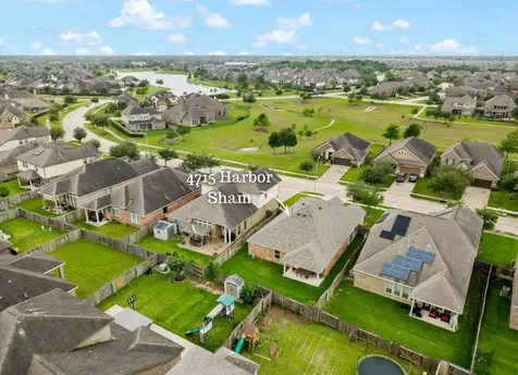 4715 Harbor Sham Street Rosharon TX 77583