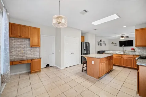 18702 Woodbreeze Drive Humble TX 77346