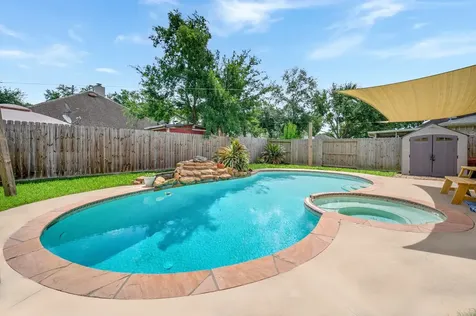 18702 Woodbreeze Drive Humble TX 77346