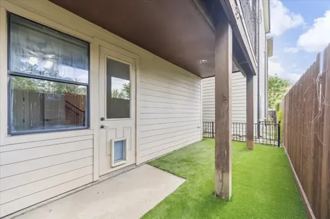1512 Thompson Street 3 Houston TX 77007
