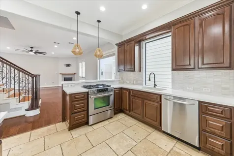 1512 Thompson Street 3 Houston TX 77007