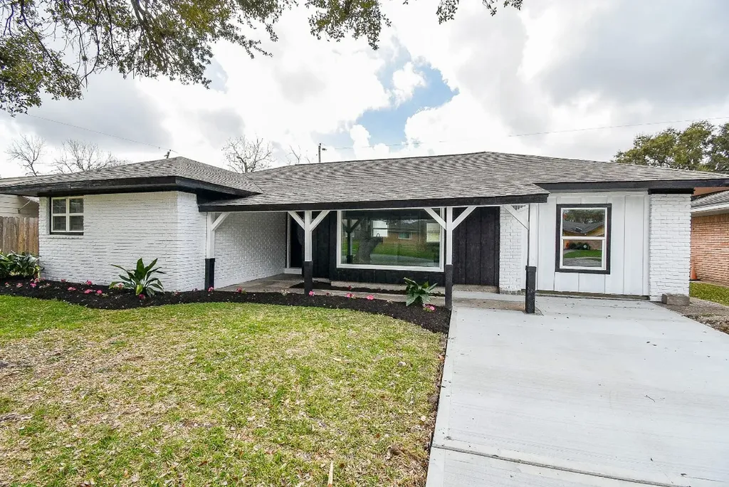 6513 Jackwood Street Houston TX 77074