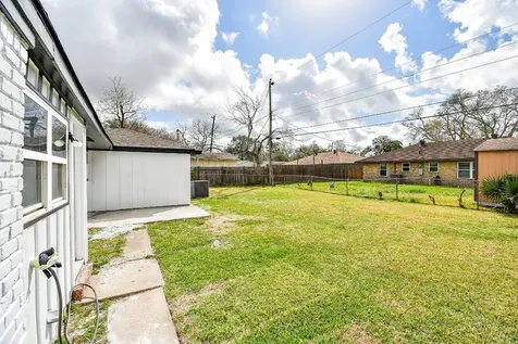 6513 Jackwood Street Houston TX 77074