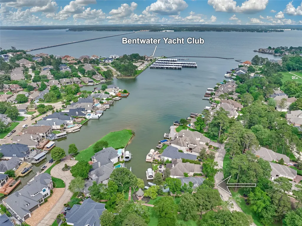 33 Winthrop Harbor N Montgomery TX 77356