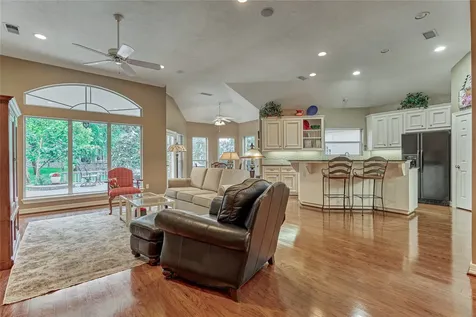 33 Winthrop Harbor N Montgomery TX 77356