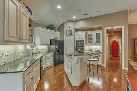 33 Winthrop Harbor N Montgomery TX 77356