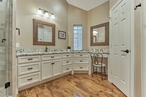 33 Winthrop Harbor N Montgomery TX 77356