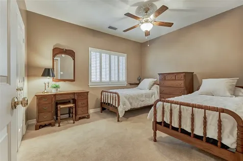 33 Winthrop Harbor N Montgomery TX 77356