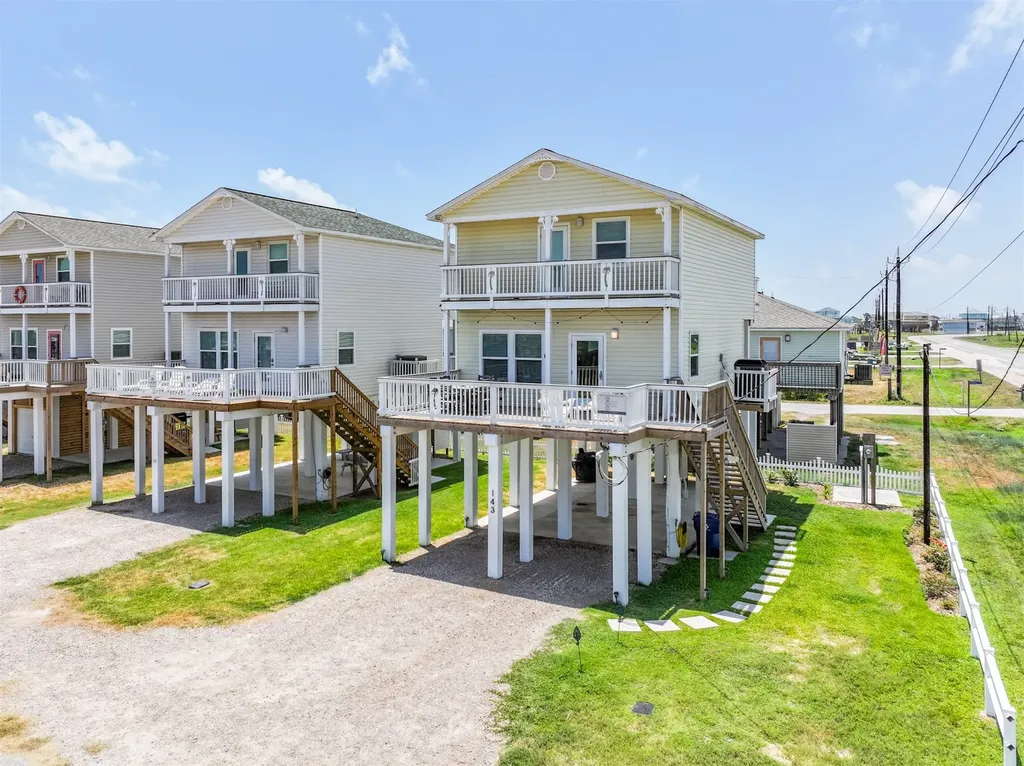 143 W Palm Street Surfside Beach TX 77541