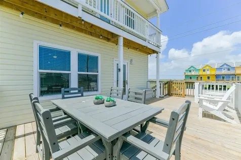 143 W Palm Street Surfside Beach TX 77541