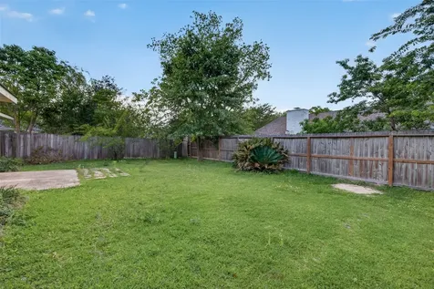 12818 Westella Drive Houston TX 77077