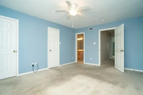 11525 Burdine Street 403 Houston TX 77035