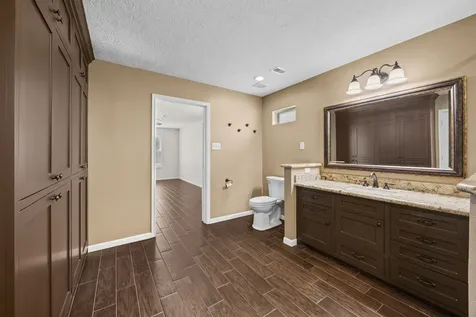 3806 Parry Field Court Pearland TX 77584