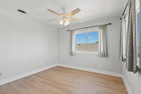 4034 Reeves Drive Galveston TX 77554