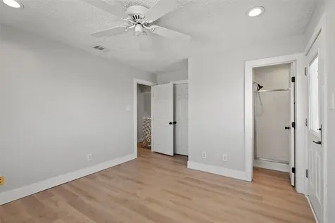 4034 Reeves Drive Galveston TX 77554