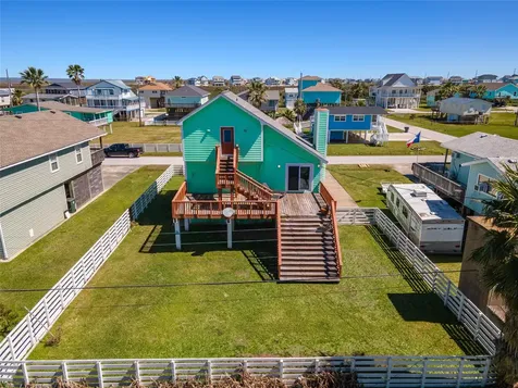 4034 Reeves Drive Galveston TX 77554