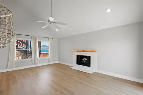 4034 Reeves Drive Galveston TX 77554