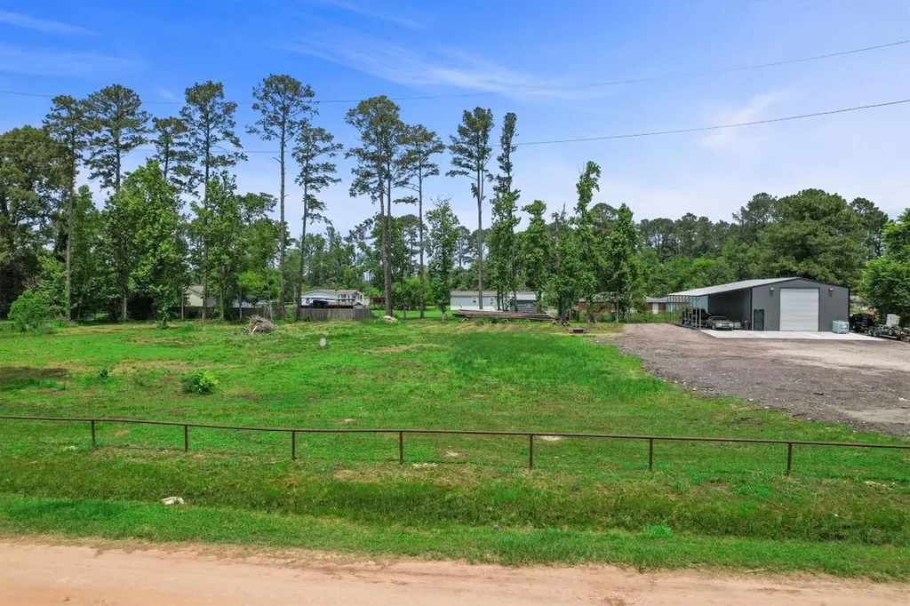 1617 Belle Terre Drive Huffman TX 77336