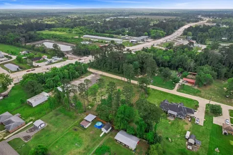1617 Belle Terre Drive Huffman TX 77336