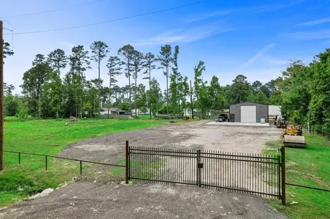 1617 Belle Terre Drive Huffman TX 77336