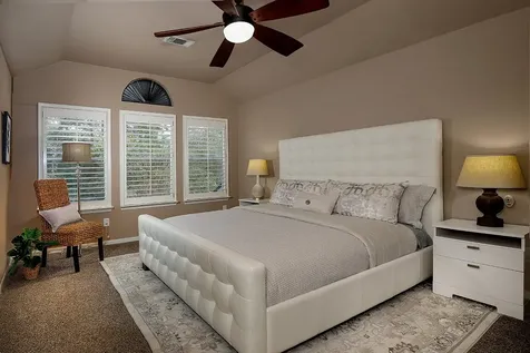 110 N Valley Oaks Circle The Woodlands TX 77382