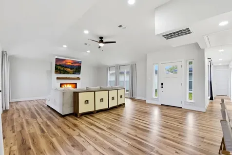 621 W Castle Harbour Drive Friendswood TX 77546