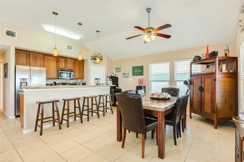 4114 Navarro Drive Galveston TX 77554